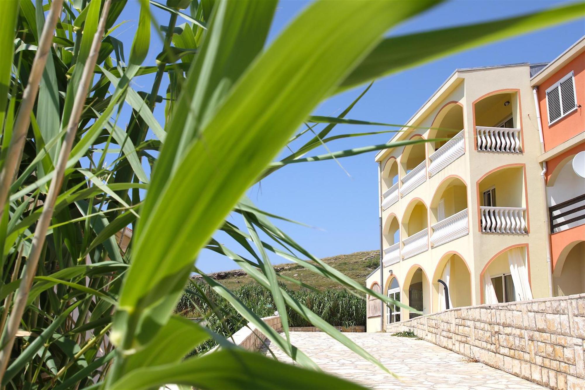 Villa Luka Pag Town Exteriör bild